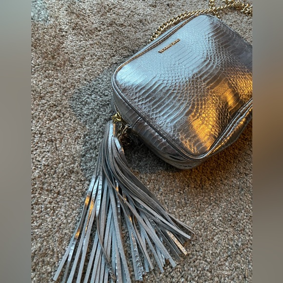 Victoria secret crossbody bag - Picture 4 of 4
